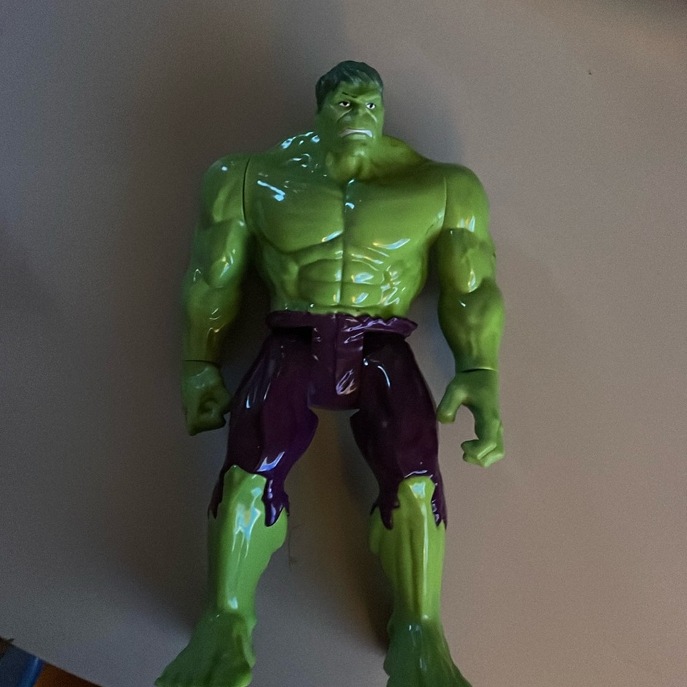 Hasbro HULK B0443EU4 - Avengers Titan Hero Figure